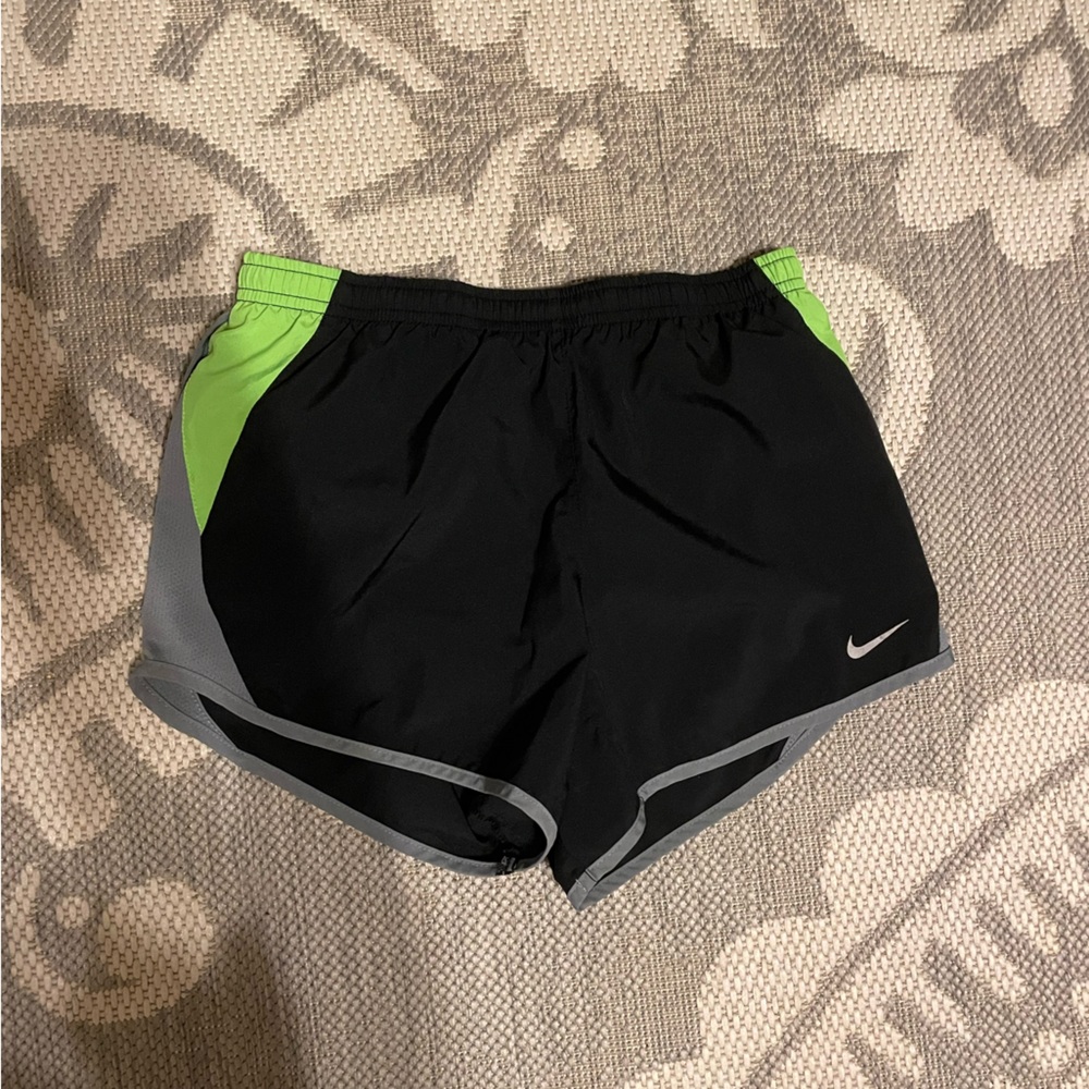 Nike women’s XS black, grey, and green running shorts